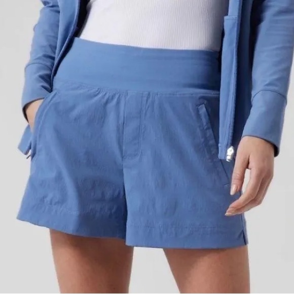 Athleta Pants - NWT Athleta Trekkie North Short Plus Size Womens 20 Athleisure Activewear Sporty